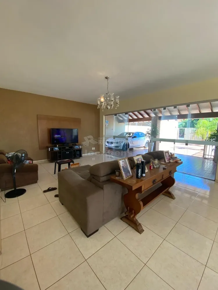 Casa, 3 quartos, 247 m² - Foto 3
