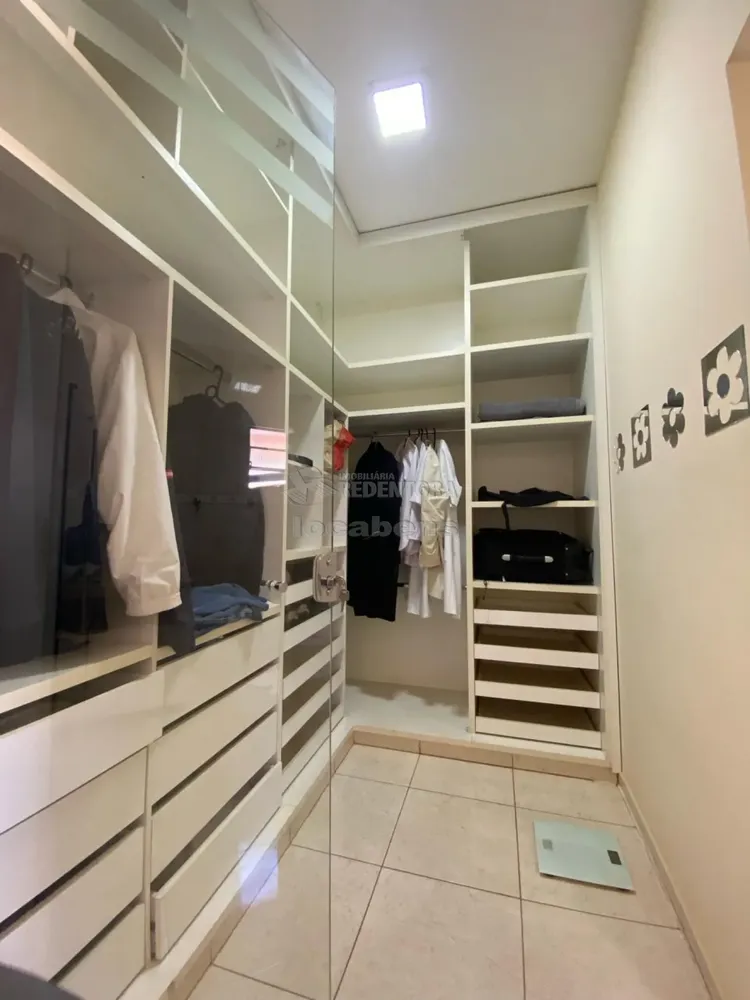 Casa, 3 quartos, 247 m² - Foto 1