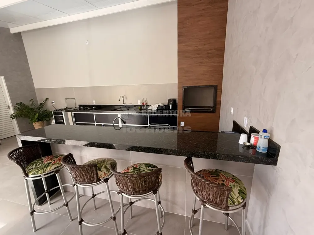 Casa, 3 quartos, 194 m² - Foto 2