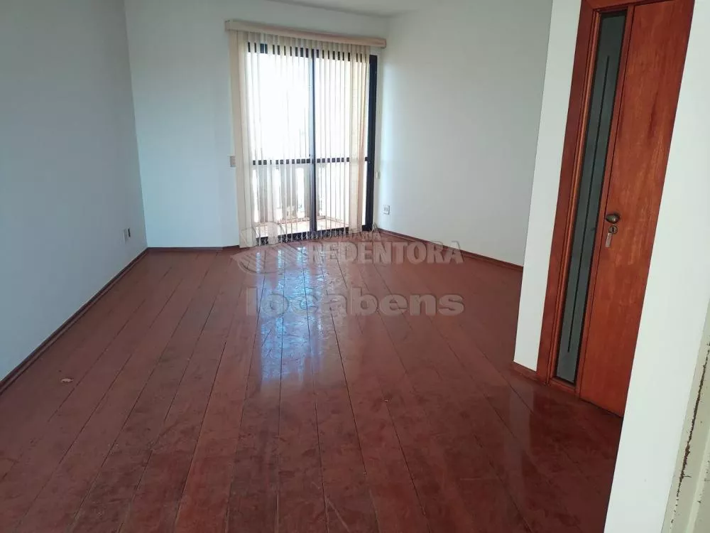 Apartamento para alugar com 3 quartos, 145m² - Foto 1