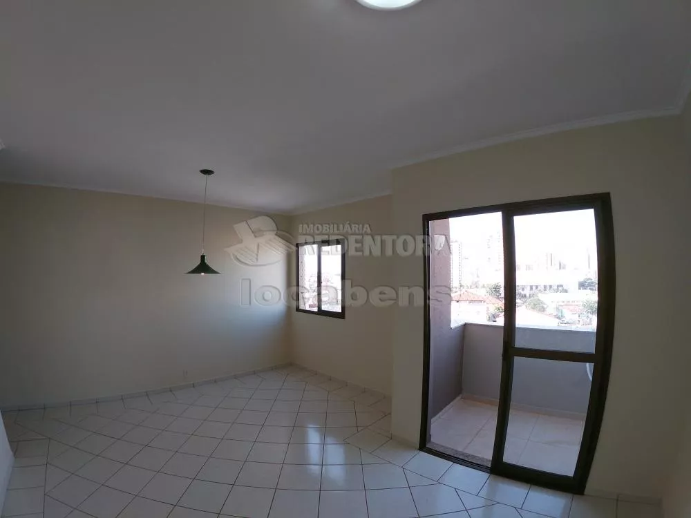 Apartamento à venda com 3 quartos, 130m² - Foto 2