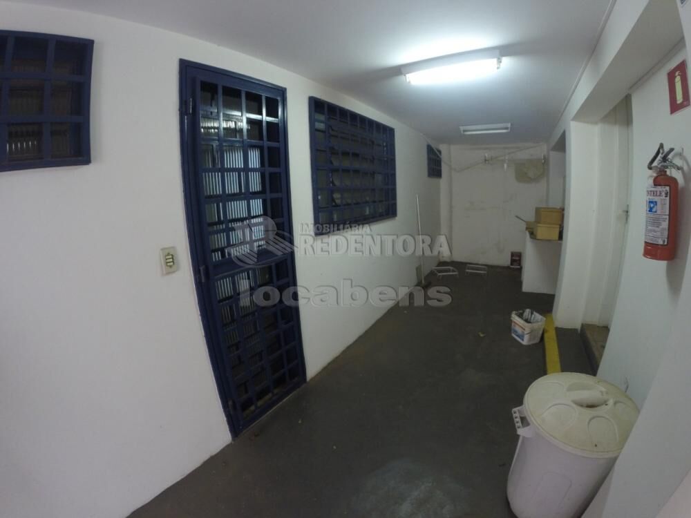 Prédio Inteiro à venda com 2 quartos, 650m² - Foto 4