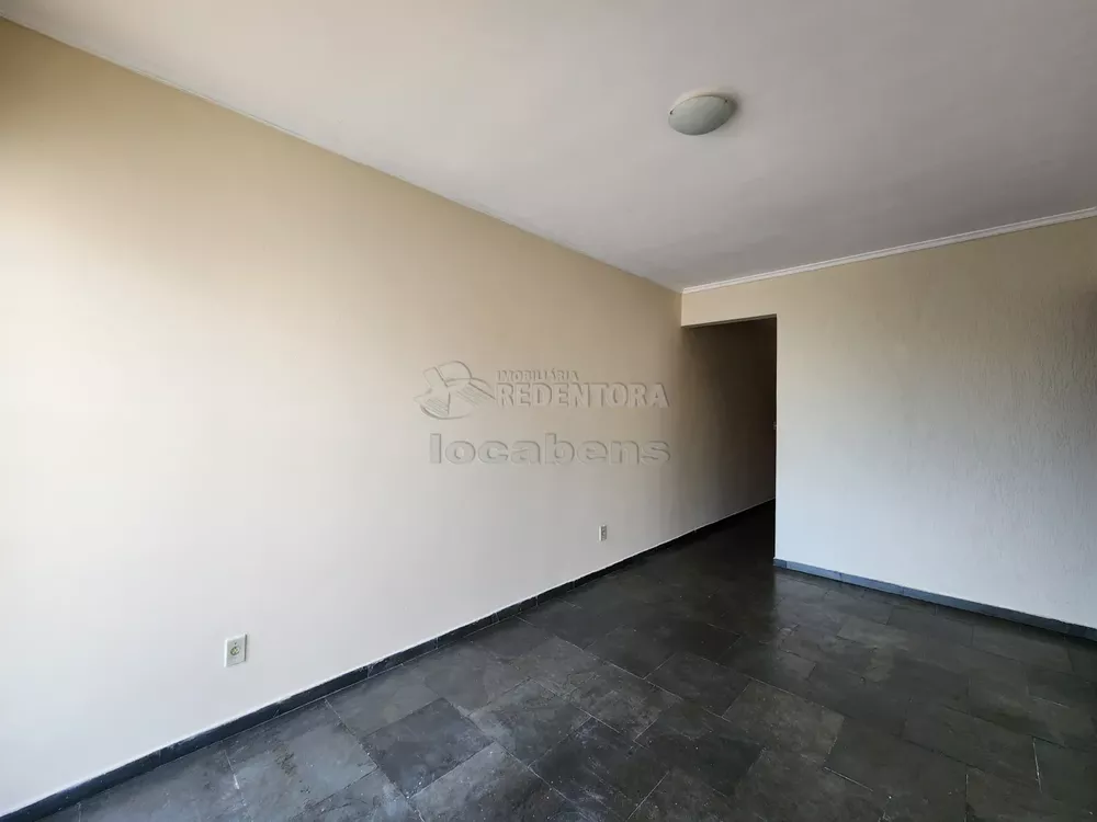 Apartamento à venda com 2 quartos, 66m² - Foto 2