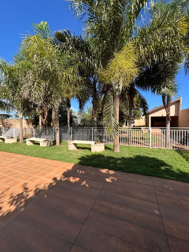 Casa à venda com 3 quartos, 470m² - Foto 1