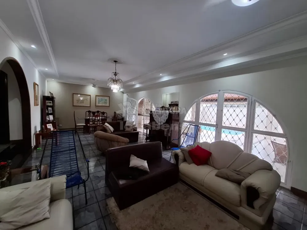 Sobrado, 3 quartos, 281 m² - Foto 1