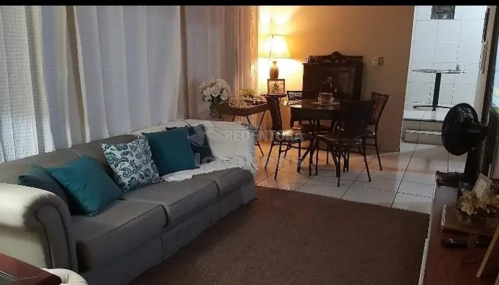 Casa, 3 quartos, 242 m² - Foto 2