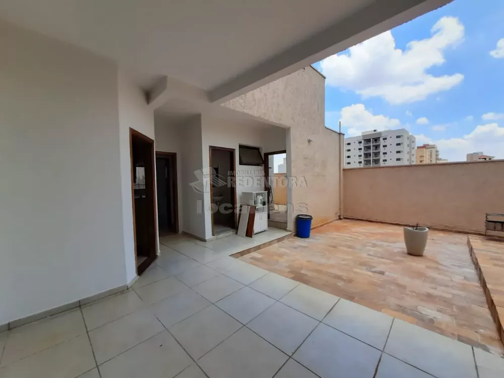 Cobertura à venda com 4 quartos, 200m² - Foto 4