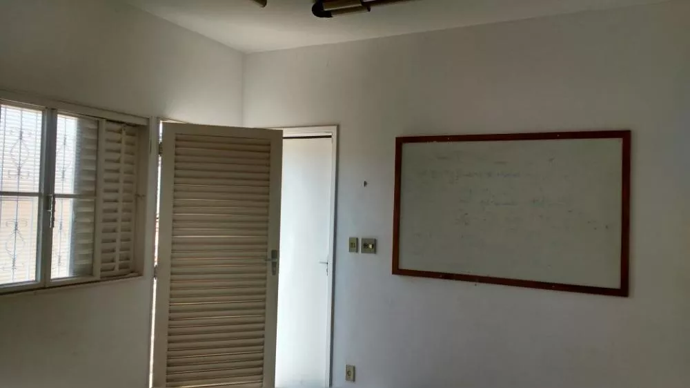 Prédio Inteiro à venda com 3 quartos, 246m² - Foto 5