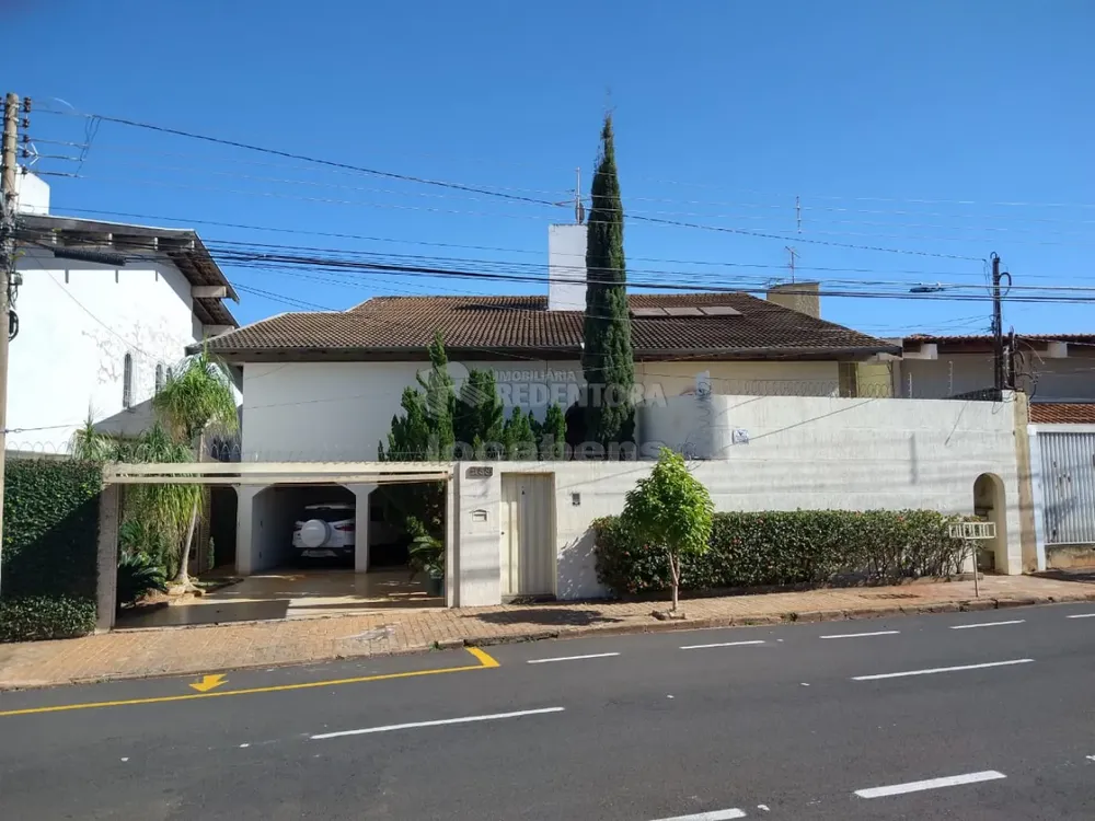 Sobrado, 3 quartos, 750 m² - Foto 1