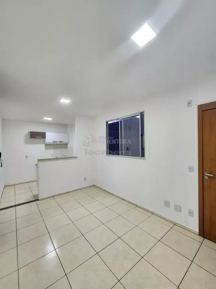 Apartamento à venda com 2 quartos, 55m² - Foto 2
