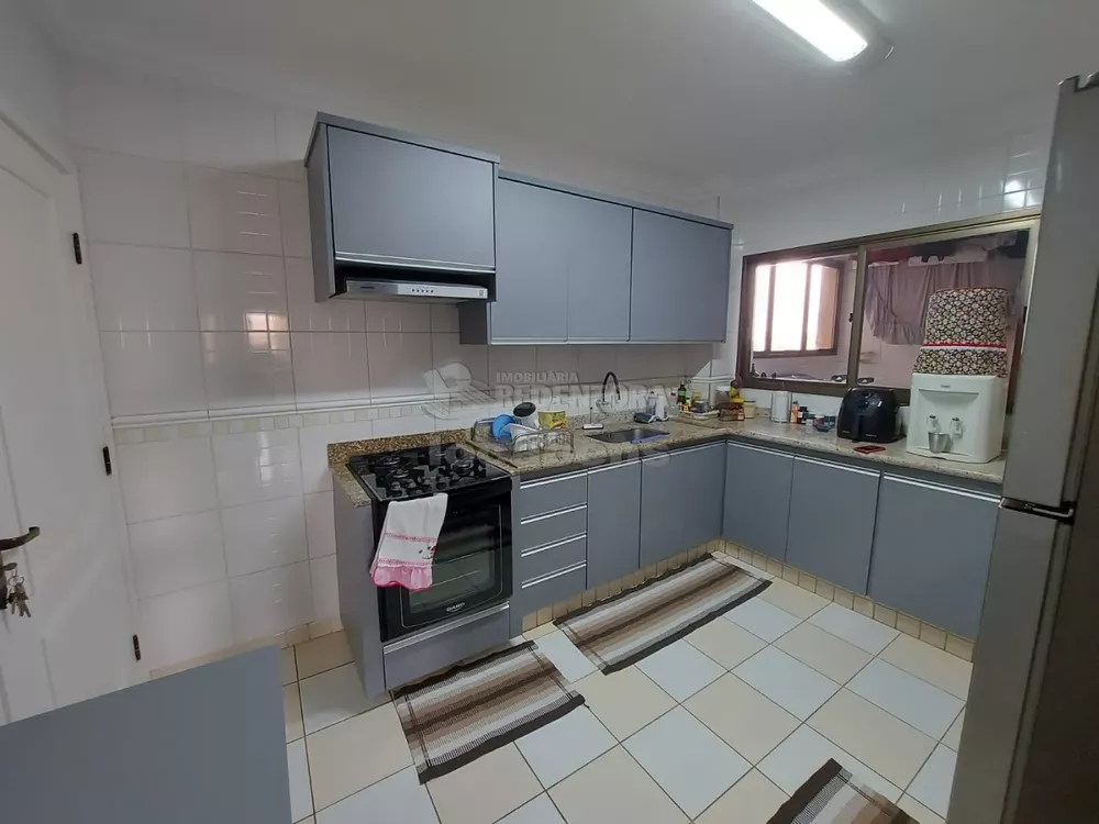 Apartamento à venda com 3 quartos, 136m² - Foto 6