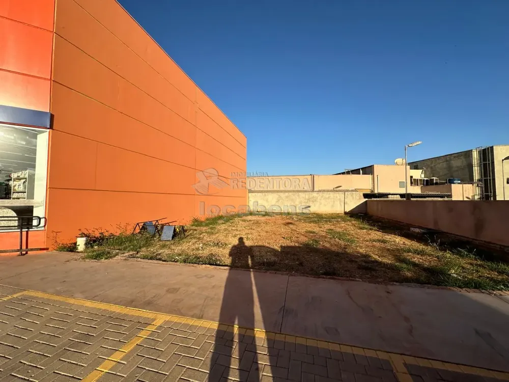Loteamento e Condomínio, 200 m² - Foto 2