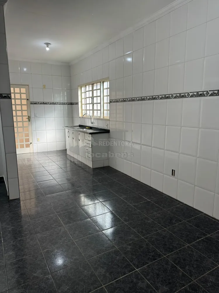 Casa, 2 quartos, 150 m² - Foto 2