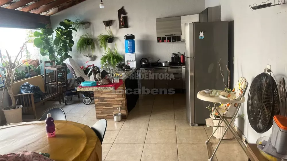 Casa à venda com 3 quartos, 56m² - Foto 4