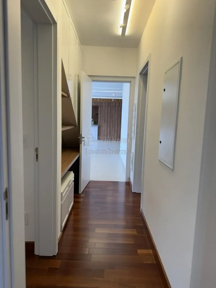 Apartamento, 3 quartos, 230 m² - Foto 2