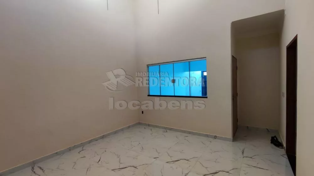 Casa à venda com 3 quartos, 200m² - Foto 3