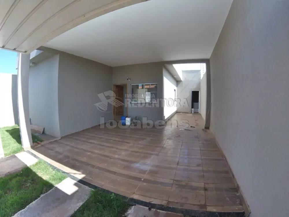 Casa à venda com 2 quartos, 140m² - Foto 2