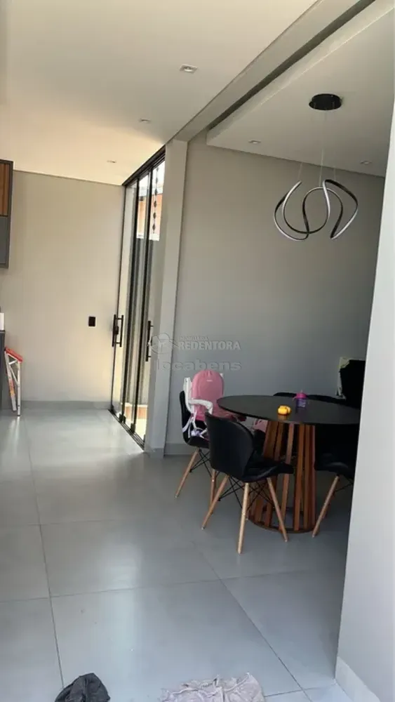 Casa, 4 quartos, 200 m² - Foto 2