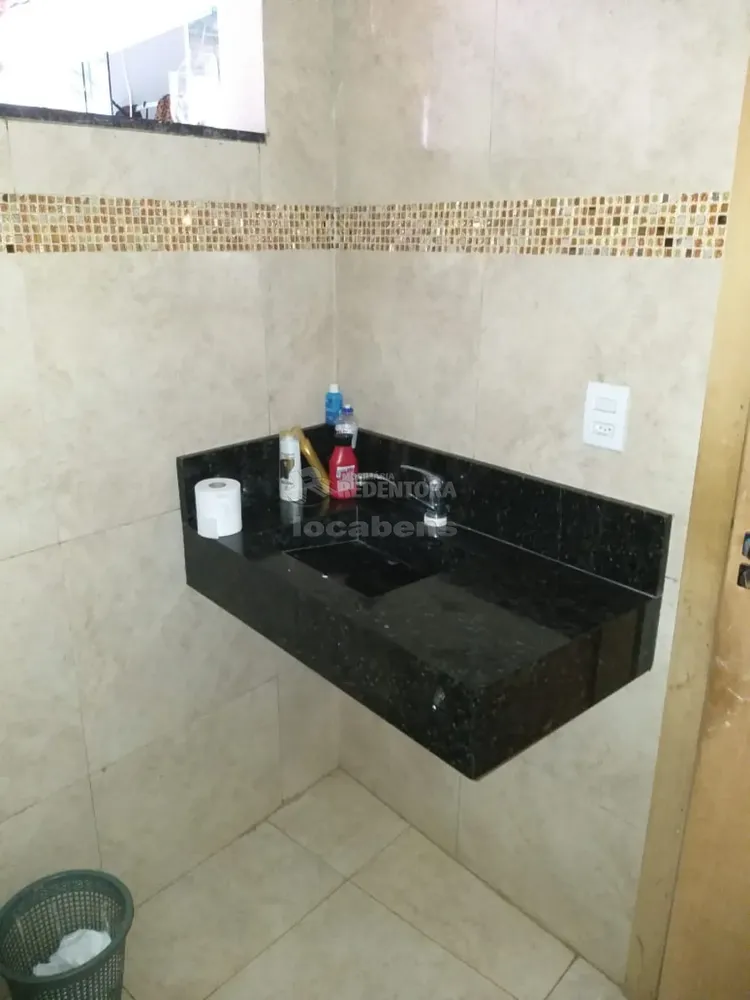 Casa, 3 quartos, 210 m² - Foto 1