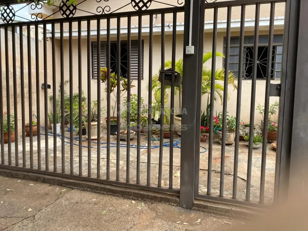 Casa, 5 quartos, 215 m² - Foto 1