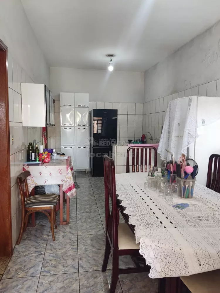 Casa à venda com 3 quartos, 99m² - Foto 4