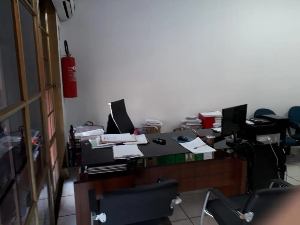 Casa, 3 quartos, 190 m² - Foto 2