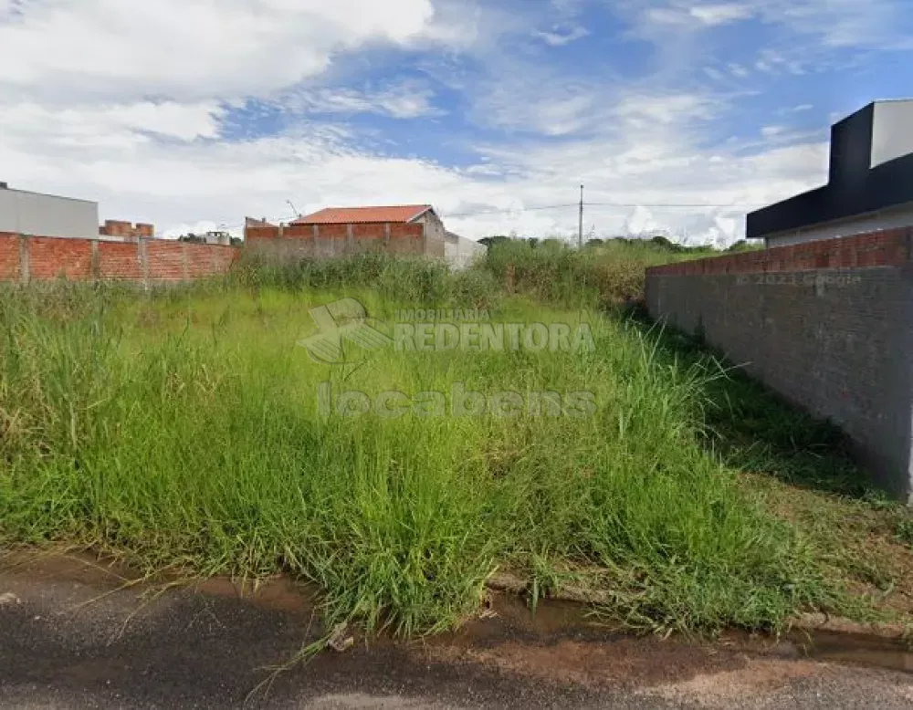 Terreno à venda, 200m² - Foto 1