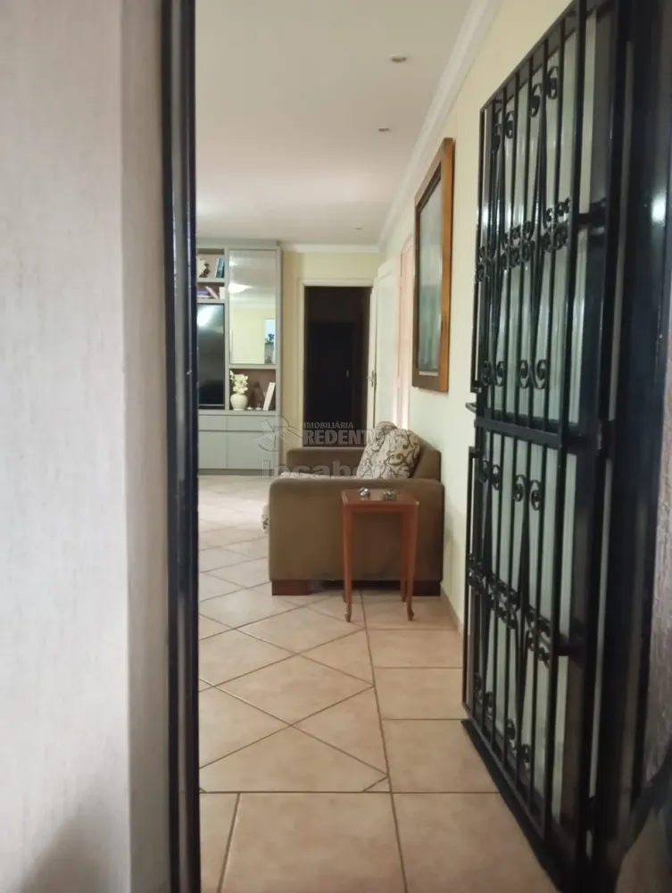 Casa, 5 quartos, 246 m² - Foto 2