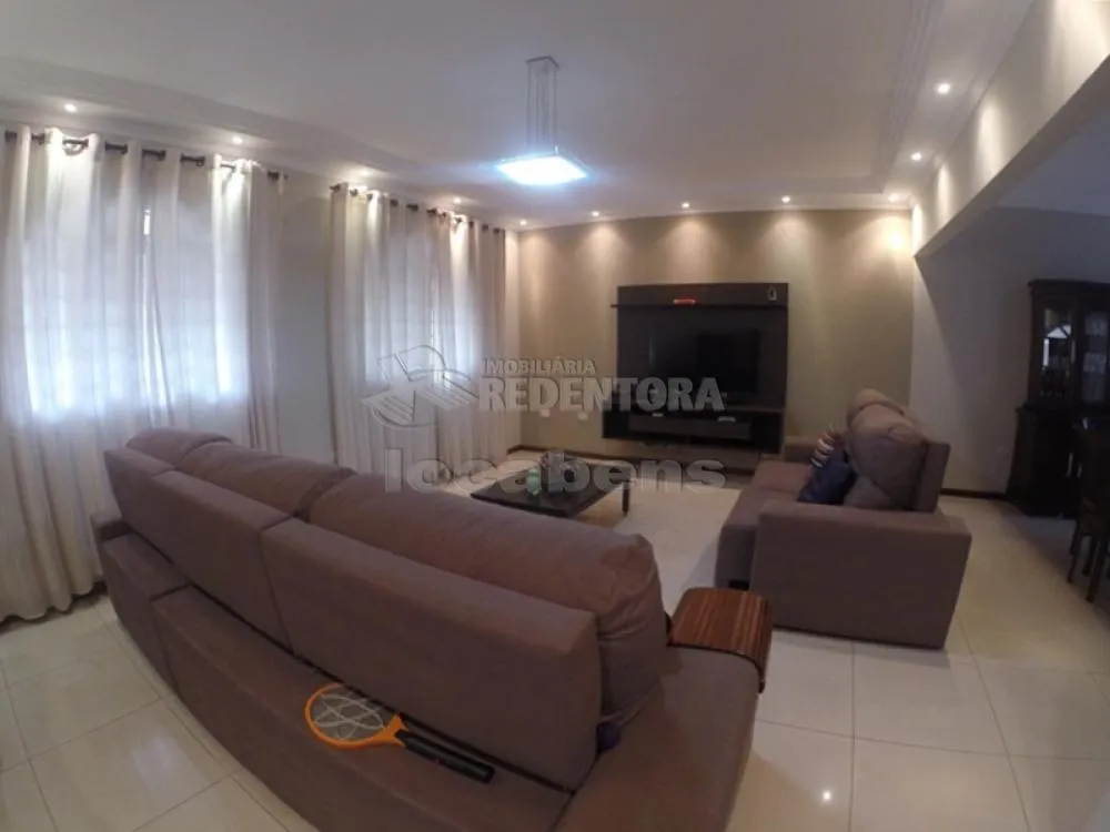 Casa, 3 quartos, 268 m² - Foto 1