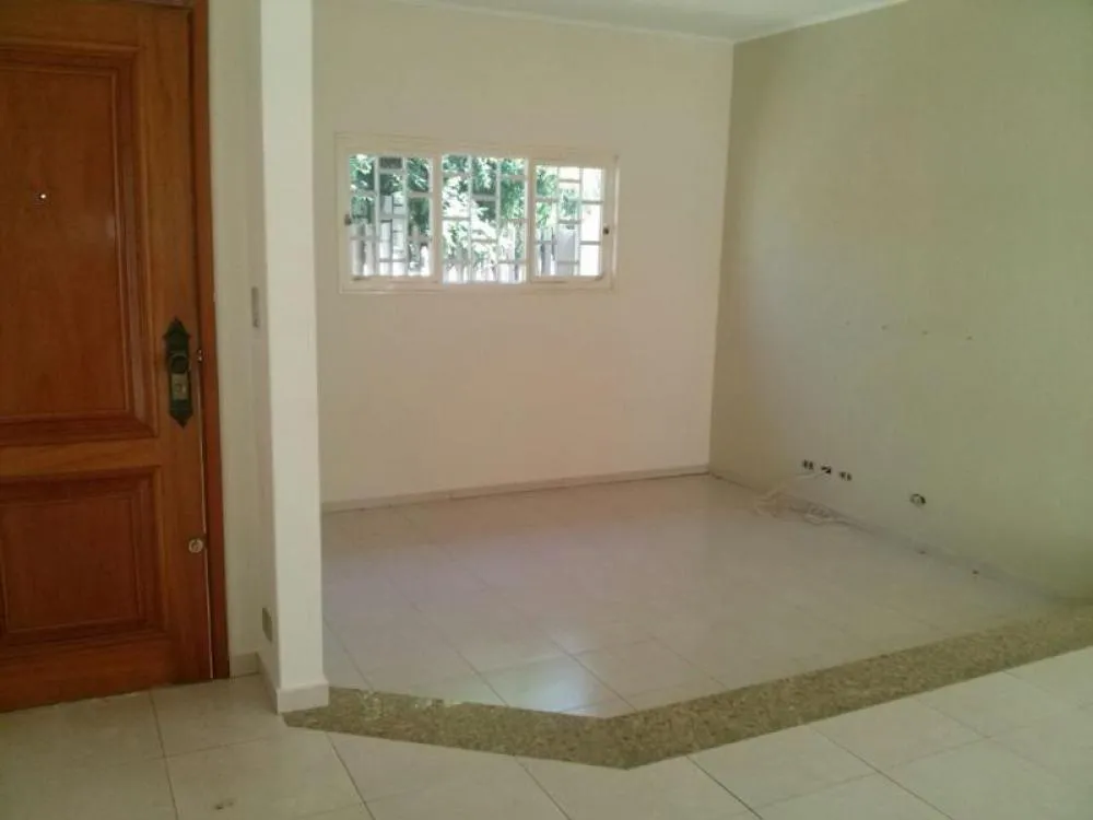 Casa, 3 quartos, 244 m² - Foto 2