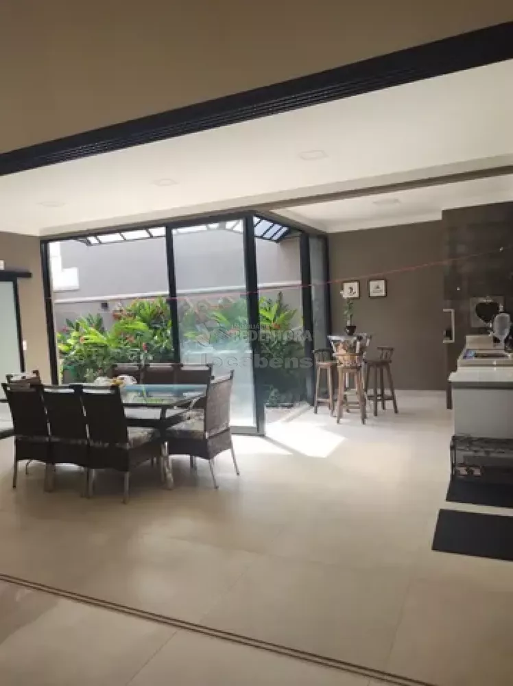 Casa de Condomínio à venda com 3 quartos, 180m² - Foto 4