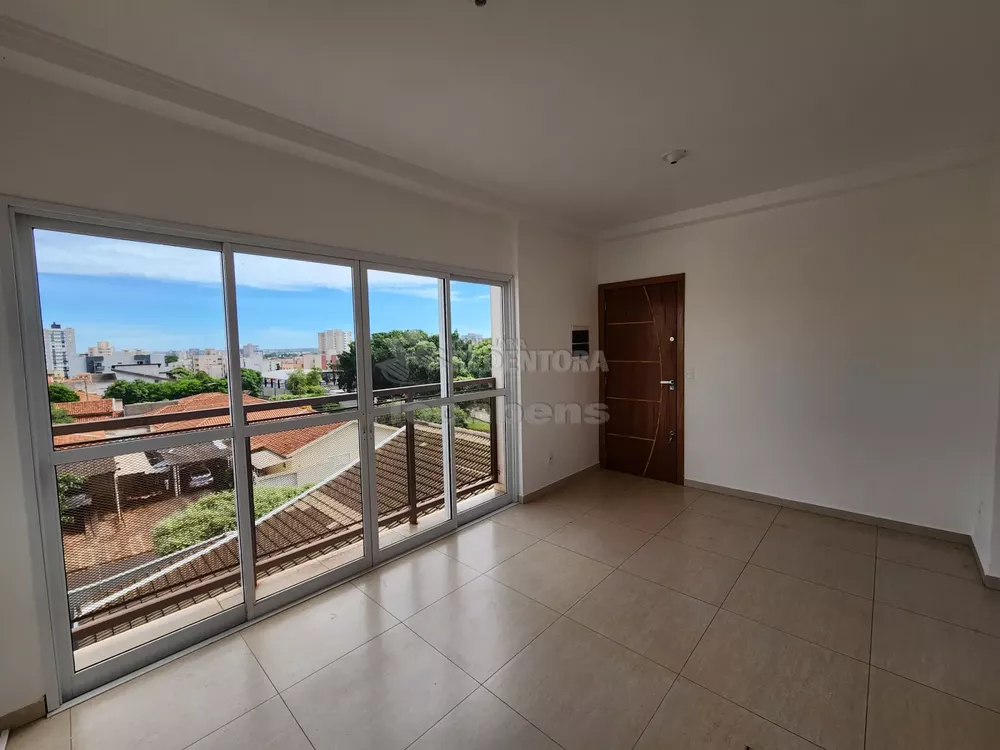 Apartamento à venda com 2 quartos, 76m² - Foto 2