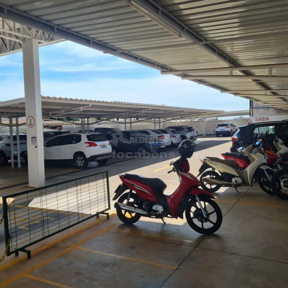Loteamento e Condomínio, 1320 m² - Foto 1