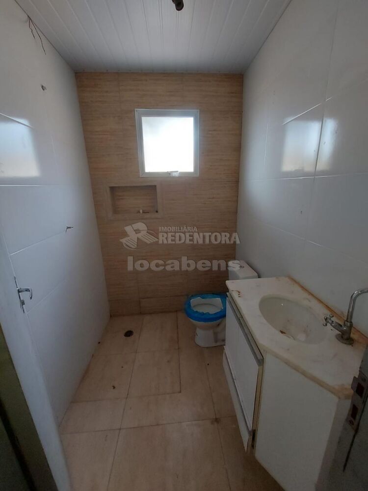 Casa para alugar com 2 quartos, 50m² - Foto 2