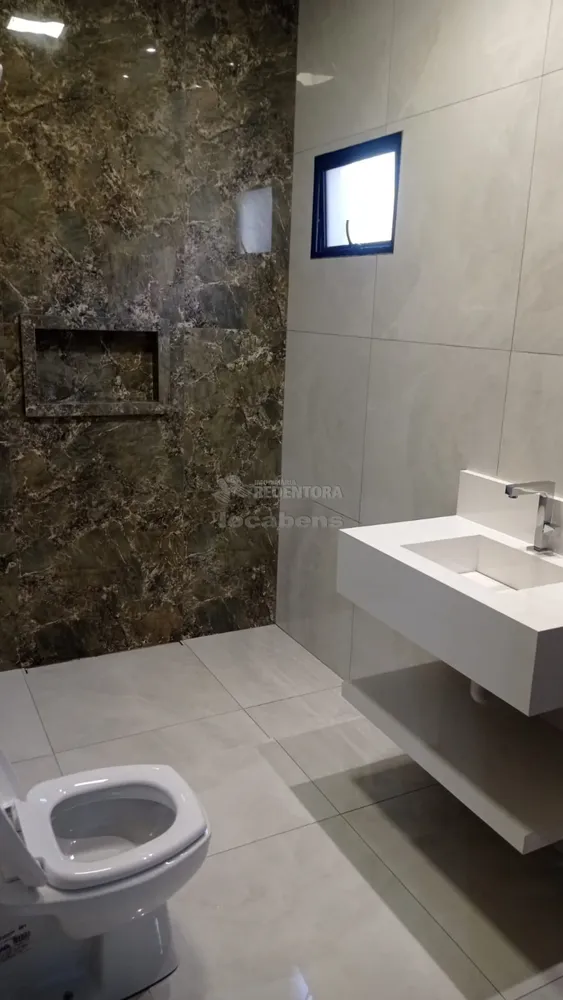 Chácara, 4 quartos, 528 m² - Foto 1