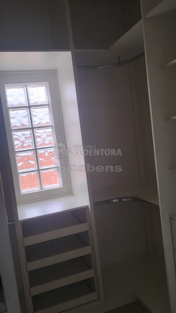 Sobrado, 3 quartos, 299 m² - Foto 1
