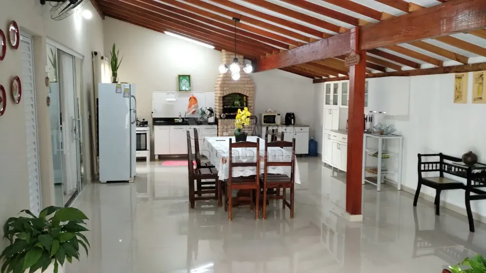 Casa, 2 quartos, 200 m² - Foto 2