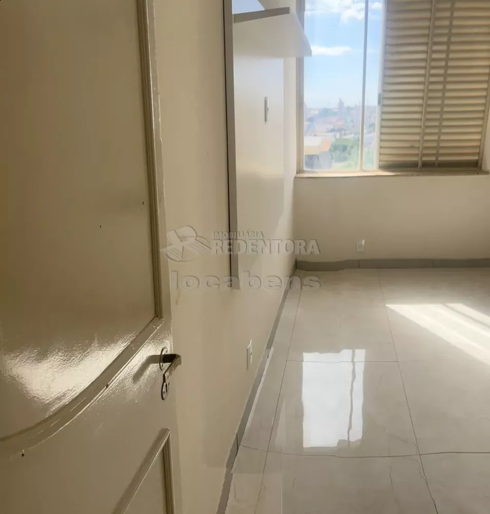 Apartamento para alugar com 3 quartos, 143m² - Foto 10