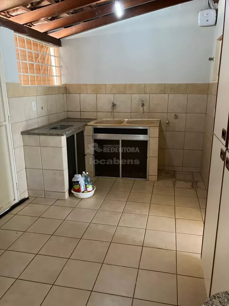 Casa à venda com 4 quartos, 307m² - Foto 14