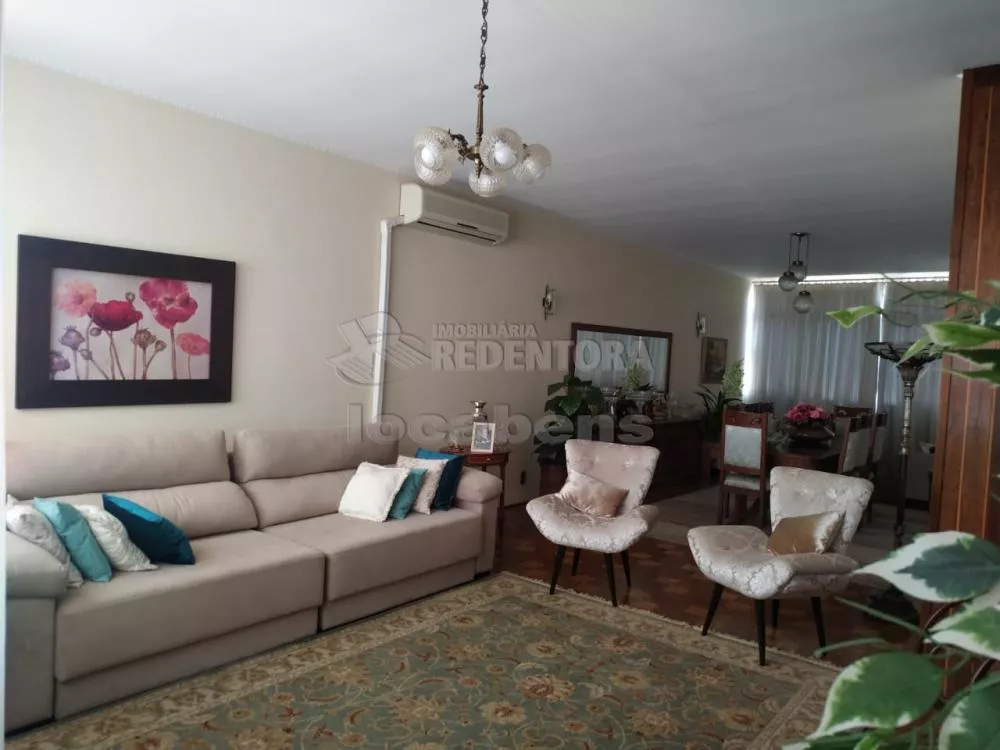 Apartamento à venda com 3 quartos, 180m² - Foto 1