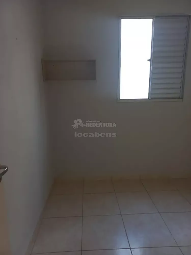 Apartamento à venda com 2 quartos, 42m² - Foto 3