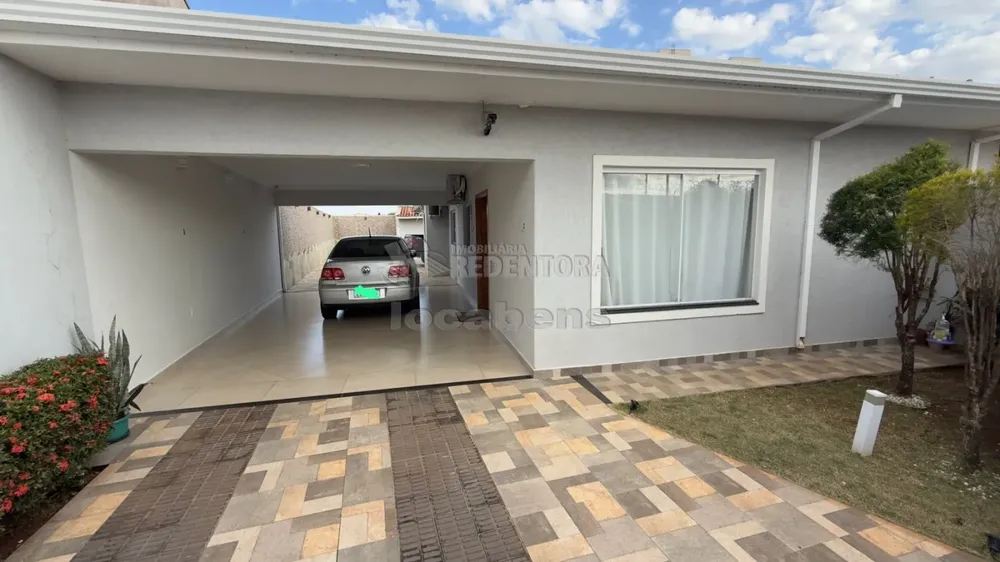 Casa, 3 quartos, 210 m² - Foto 2