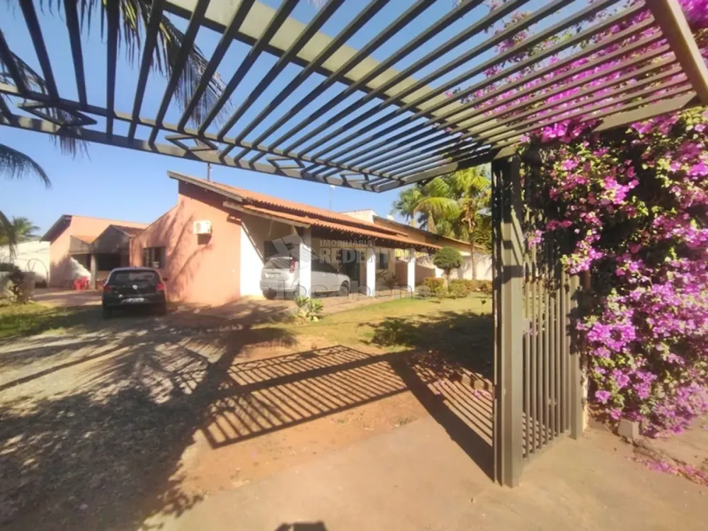 Chácara, 4 quartos, 1000 m² - Foto 1
