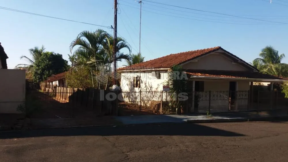 Casa, 3 quartos, 200 m² - Foto 1