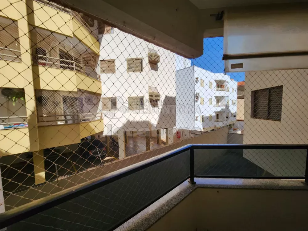 Apartamento à venda com 3 quartos, 140m² - Foto 4