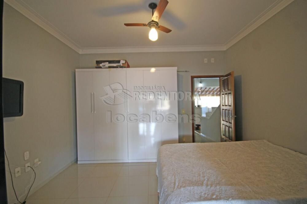 Casa de Condomínio à venda com 3 quartos, 340m² - Foto 3