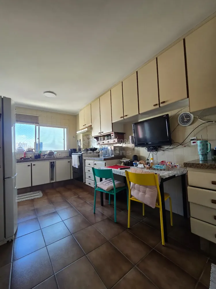 Apartamento, 3 quartos, 145 m² - Foto 4