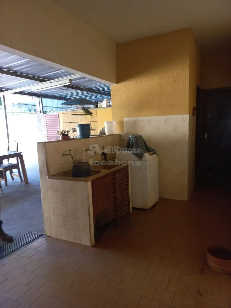 Casa, 5 quartos, 247 m² - Foto 1