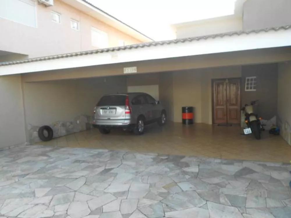 Sobrado à venda com 5 quartos, 400m² - Foto 2