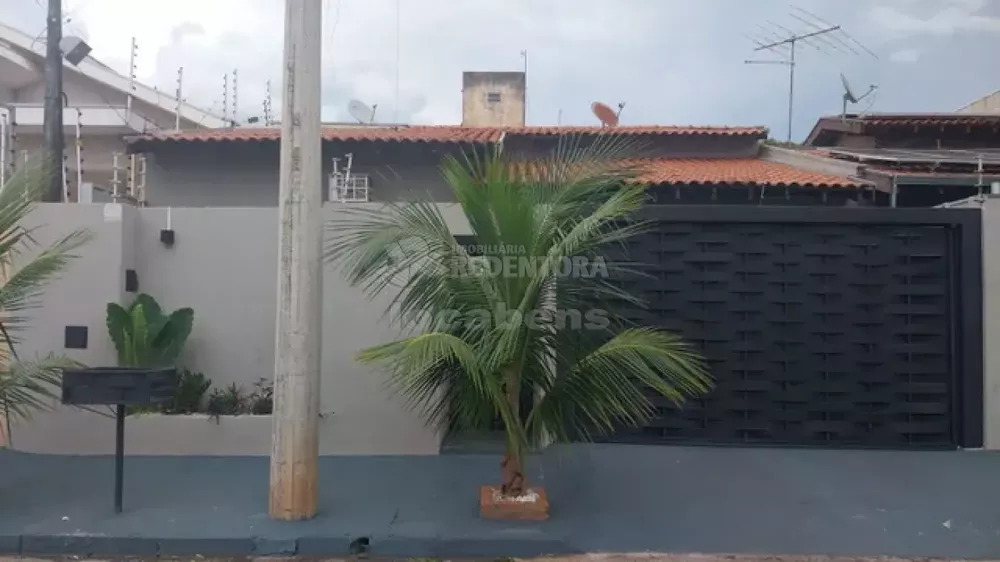 Casa à venda com 3 quartos, 140m² - Foto 1